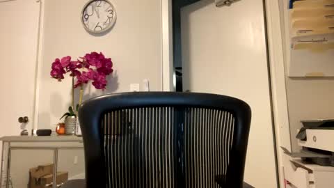 Snapshot of bella_dulce chatting on January 2025 08:01:02 PM bella_dulce online show from January 2025 08:01:02 PM