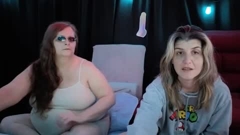 Snapshot of bella_james_1988 chatting on September 2025 03:56:01 PM Bella James online show from September 2025 03:56:01 PM