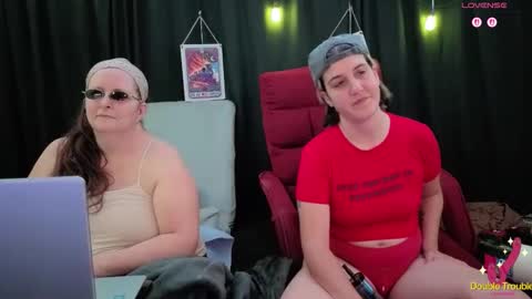 Snapshot of bella_james_1988 chatting on December 2025 04:45:02 PM Bella James online show from December 2025 04:45:02 PM