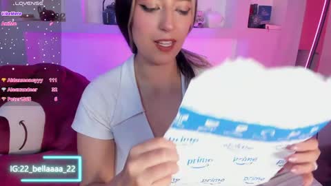 Snapshot of bella_lane_ chatting on March 2026 04:06:02 PM Bella online show from March 2026 04:06:02 PM