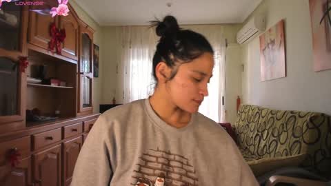 Snapshot of bella_pocahontas3 chatting on January 2025 12:28:02 PM bella_pocahontas3 online show from January 2025 12:28:02 PM