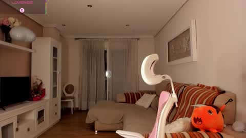 Snapshot of bella_pocahontas3 chatting on September 2025 07:49:01 PM bella_pocahontas3 online show from September 2025 07:49:01 PM