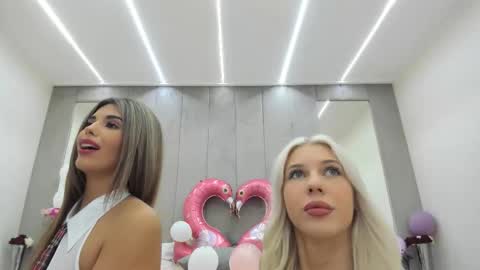 Snapshot of bella_posh chatting on September 2025 10:59:01 AM bella_posh online show from September 2025 10:59:01 AM