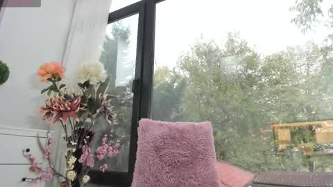 Snapshot of bella_posh chatting on October 2025 05:07:01 AM bella_posh online show from October 2025 05:07:01 AM