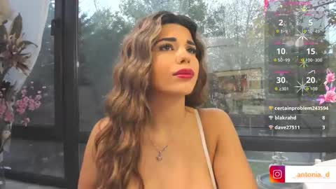 Snapshot of bella_posh chatting on November 2025 06:03:01 AM bella_posh online show from November 2025 06:03:01 AM