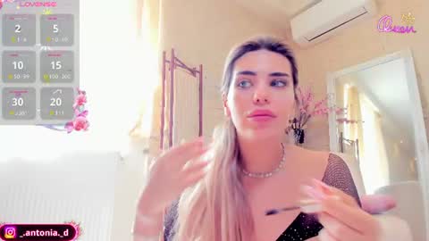 Snapshot of bella_posh chatting on June 2026 06:59:02 AM bella_posh online show from June 2026 06:59:02 AM