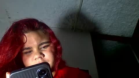 Snapshot of bella_red01 chatting on April 2026 01:26:01 AM Bella online show from April 2026 01:26:01 AM