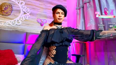 Snapshot of bella_salvatore chatting on September 2025 05:51:01 PM     online show from September 2025 05:51:01 PM