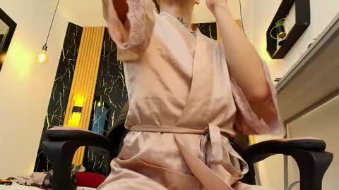     online show from January 2026 08:34:02 PM