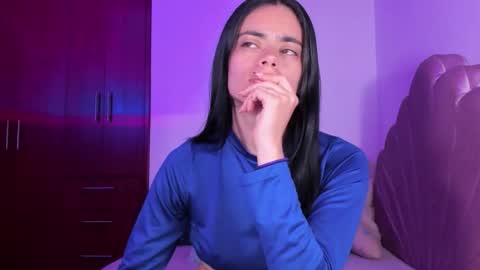 Valeria Model Independent online show from October 2025 04:57:02 AM