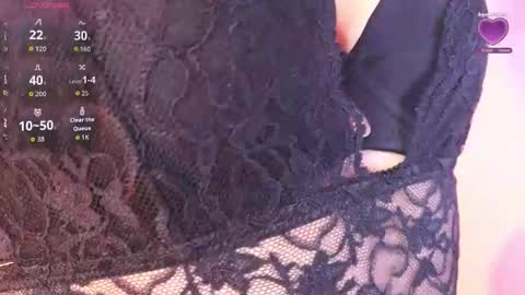 bella_thixx online show from October 2025 05:08:02 AM