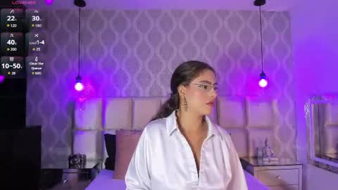 Snapshot of bellaagrace chatting on June 2026 04:14:02 AM bellaagrace online show from June 2026 04:14:02 AM