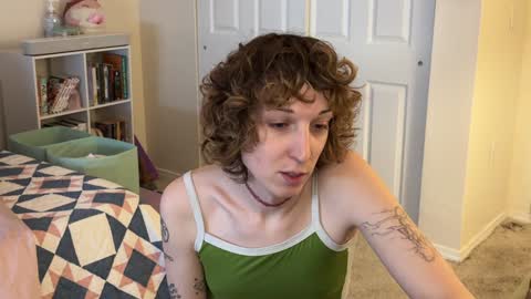 Snapshot of bellababy444 chatting on February 2025 05:46:01 PM bellababy444 online show from February 2025 05:46:01 PM