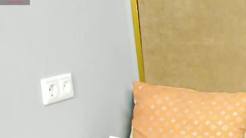 Snapshot of bellacandys chatting on April 2026 01:32:01 AM bellacandys online show from April 2026 01:32:01 AM