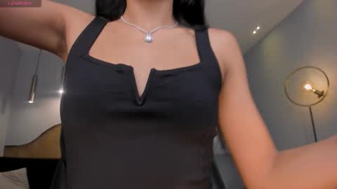 Snapshot of bellacarteer_ chatting on October 2025 12:34:02 PM Bella C online show from October 2025 12:34:02 PM