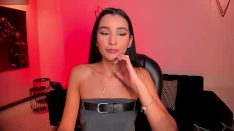 Snapshot of bellacarteer_ chatting on November 2025 11:21:02 AM Bella C online show from November 2025 11:21:02 AM