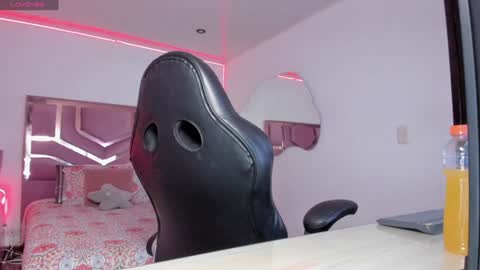 Snapshot of belladiamond18 chatting on January 2025 02:11:01 AM TELL ME GODDESS NEXT Transmission 01122024 9PM TO 4AMColombian hour THANKS Follow me online show from January 2025 02:11:01 AM