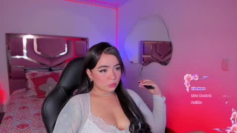 Snapshot of belladiamond18 chatting on February 2025 02:22:02 AM TELL ME GODDESS NEXT Transmission 01122024 9PM TO 4AMColombian hour THANKS Follow me online show from February 2025 02:22:02 AM