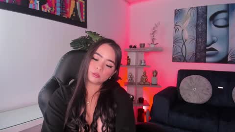 Snapshot of belladiamond18 chatting on February 2025 10:20:02 PM TELL ME GODDESS NEXT Transmission 01122024 9PM TO 4AMColombian hour THANKS Follow me online show from February 2025 10:20:02 PM