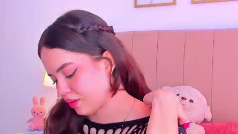 Snapshot of bellafontana chatting on March 2026 05:45:01 PM BellaFontana online show from March 2026 05:45:01 PM