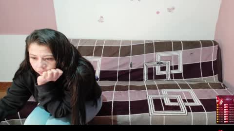 Snapshot of bellah_rose_squirt chatting on April 2026 02:45:02 AM Bella online show from April 2026 02:45:02 AM