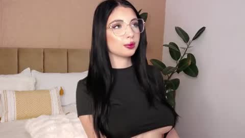 Snapshot of bellahere chatting on July 2026 07:12:01 AM Diana online show from July 2026 07:12:01 AM