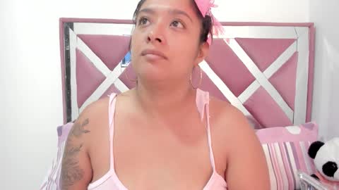 Snapshot of bellalumi chatting on March 2026 03:22:02 AM bellalumi online show from March 2026 03:22:02 AM