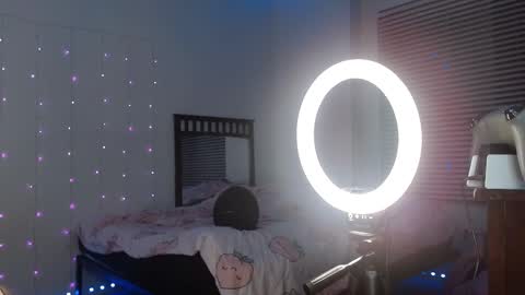 Bella Monroe online show from February 2025 06:03:01 AM