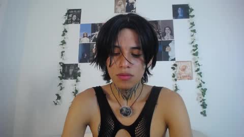 bellamy0955 online show from April 2026 10:07:02 PM