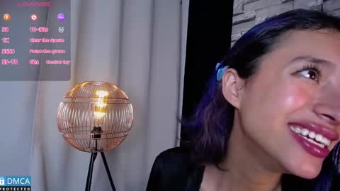 Snapshot of bellaodisea chatting on February 2025 01:40:02 AM online show from February 2025 01:40:02 AM