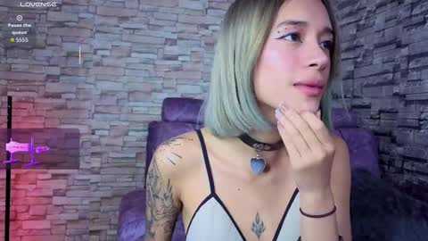 Snapshot of bellaodisea chatting on January 2026 11:29:01 PM online show from January 2026 11:29:01 PM