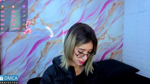 Snapshot of bellaodisea chatting on April 2026 11:10:02 AM online show from April 2026 11:10:02 AM