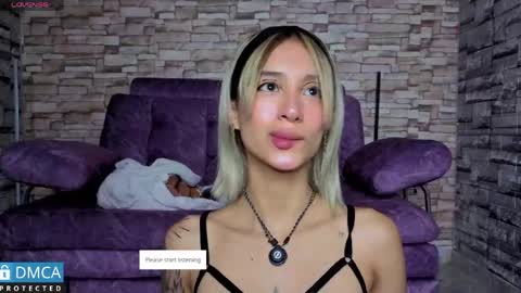 Snapshot of bellaodisea chatting on April 2026 09:41:02 PM online show from April 2026 09:41:02 PM