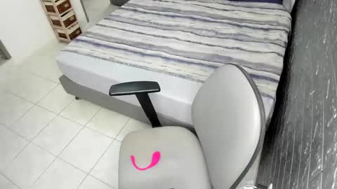 Bella  Angelycal online show from November 2025 02:50:01 PM