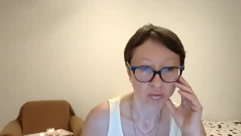 Emma online show from June 2026 07:53:02 PM