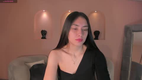 B E L L A  online show from May 2026 12:01:02 PM