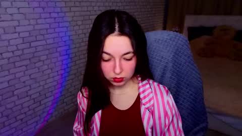 Bella online show from March 2026 05:12:02 AM