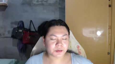 QUEEN BELLA online show from November 2025 08:14:01 AM