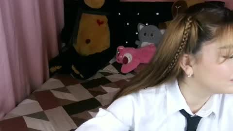Snapshot of bellatrix_colen chatting on May 2026 09:42:02 PM Aleja online show from May 2026 09:42:02 PM