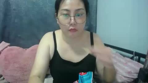 Bella online show from November 2025 11:49:02 PM