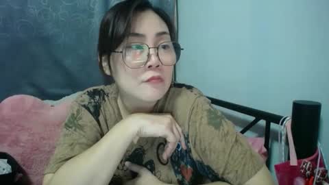 Snapshot of bellbabe chatting on April 2026 07:27:01 AM Bella online show from April 2026 07:27:01 AM