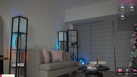 Snapshot of belle_adrienne chatting on November 2025 12:19:02 PM Belle Adrienne IG online show from November 2025 12:19:02 PM