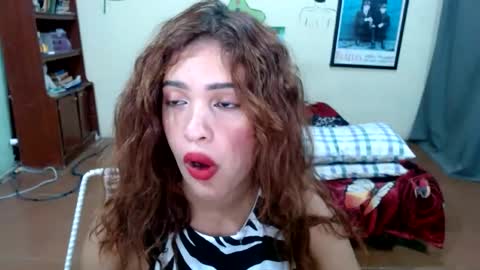 Snapshot of belle_katty000 chatting on March 2025 07:06:01 PM SOFIA online show from March 2025 07:06:01 PM