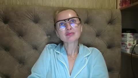 Amelia online show from October 2025 04:29:02 PM