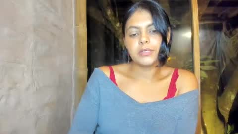 Snapshot of bellezacosmica chatting on June 2026 03:44:02 AM bellezacosmica online show from June 2026 03:44:02 AM