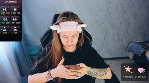 Snapshot of bellezza_ chatting on February 2025 11:42:01 AM Your Annabelle Wolf online show from February 2025 11:42:01 AM