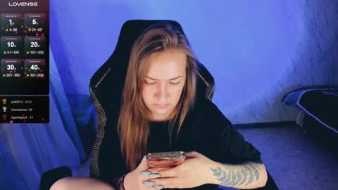 Snapshot of bellezza_ chatting on February 2025 08:14:02 PM Your Annabelle Wolf online show from February 2025 08:14:02 PM