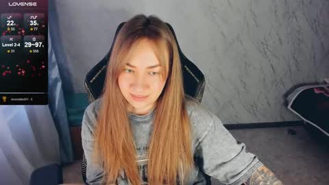 Snapshot of bellezza_ chatting on February 2025 02:44:02 PM Your Annabelle Wolf online show from February 2025 02:44:02 PM