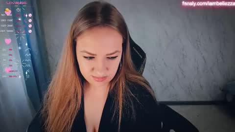 Snapshot of bellezza_ chatting on November 2025 07:41:02 AM Your Annabelle Wolf online show from November 2025 07:41:02 AM