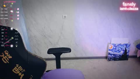 Snapshot of bellezza_ chatting on November 2025 06:02:01 PM Your Annabelle Wolf online show from November 2025 06:02:01 PM